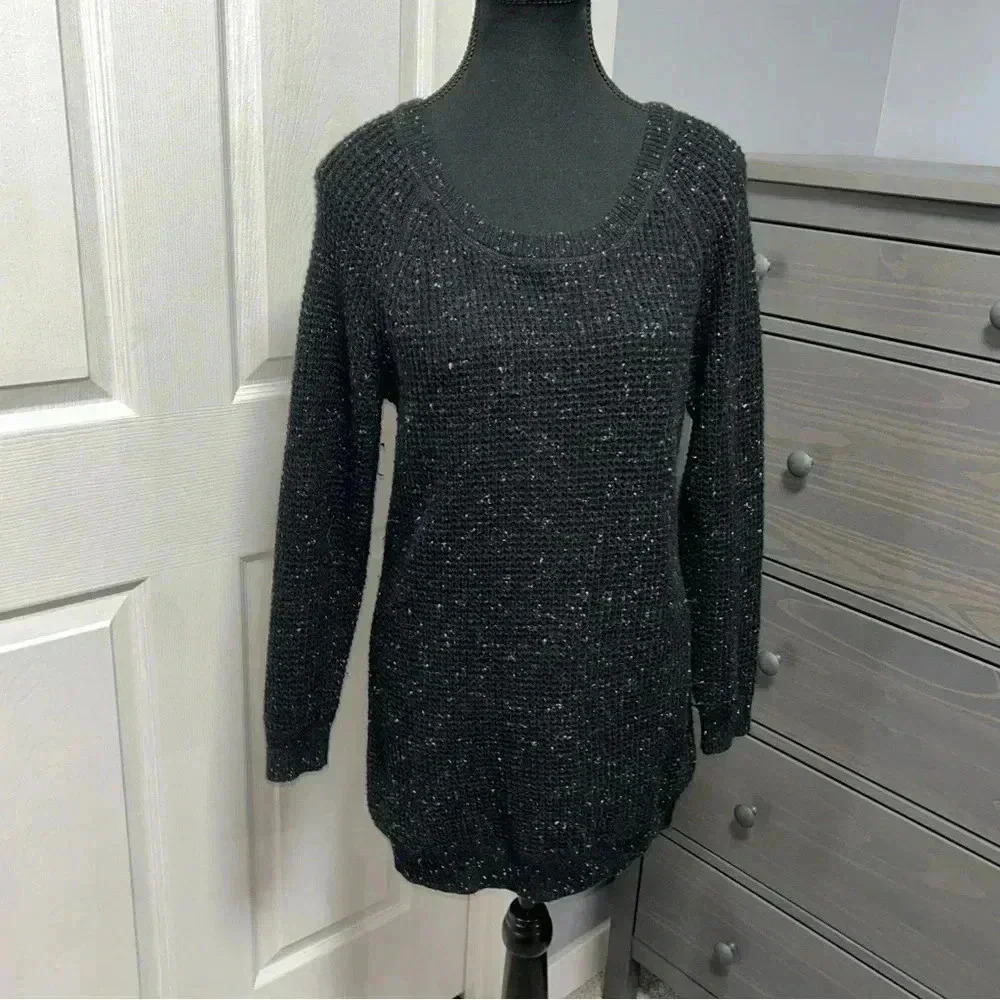 Aritzia - Talula Sweater